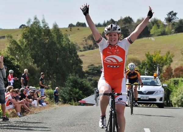 Lauren Ellis (Benchmark Homes) leads the Benchmark Homes women's Cycling Series heading into the third round on Saturay 